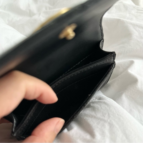 Tory Burch card holder - Picture 7 of 9